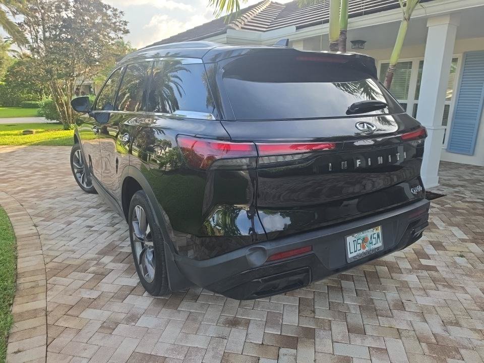 Used 2024 INFINITI QX60 Luxe FWD image 5