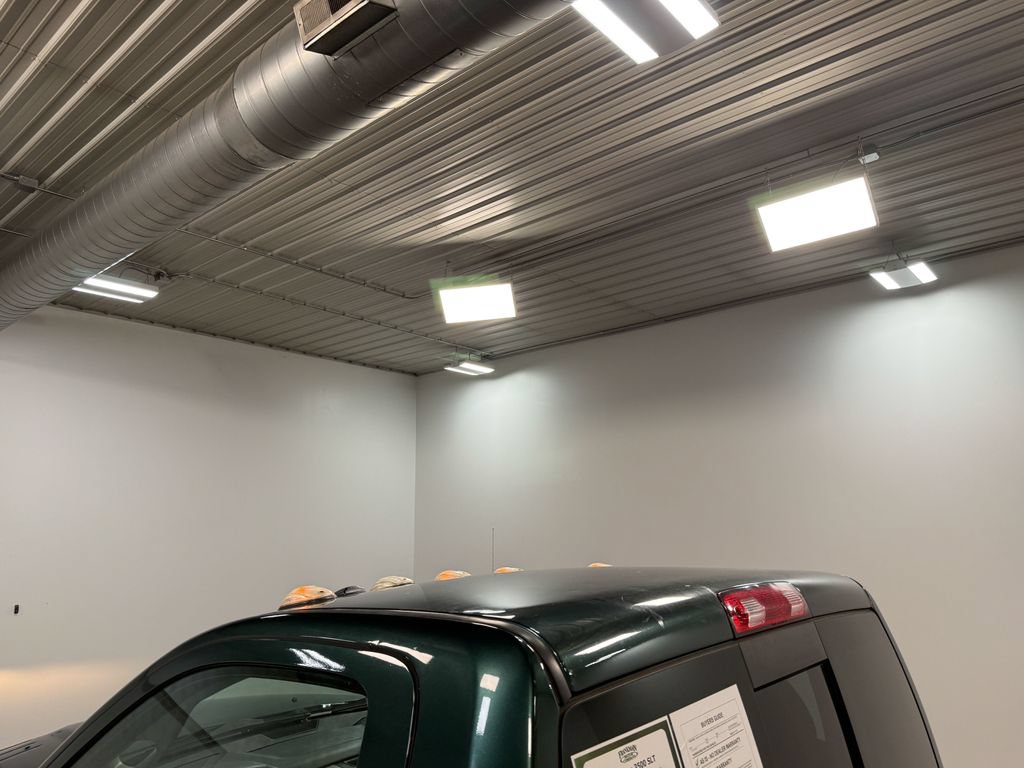Used 2018 RAM 3500 SLT w/ Snow Chief Group AWD/4WD image 43