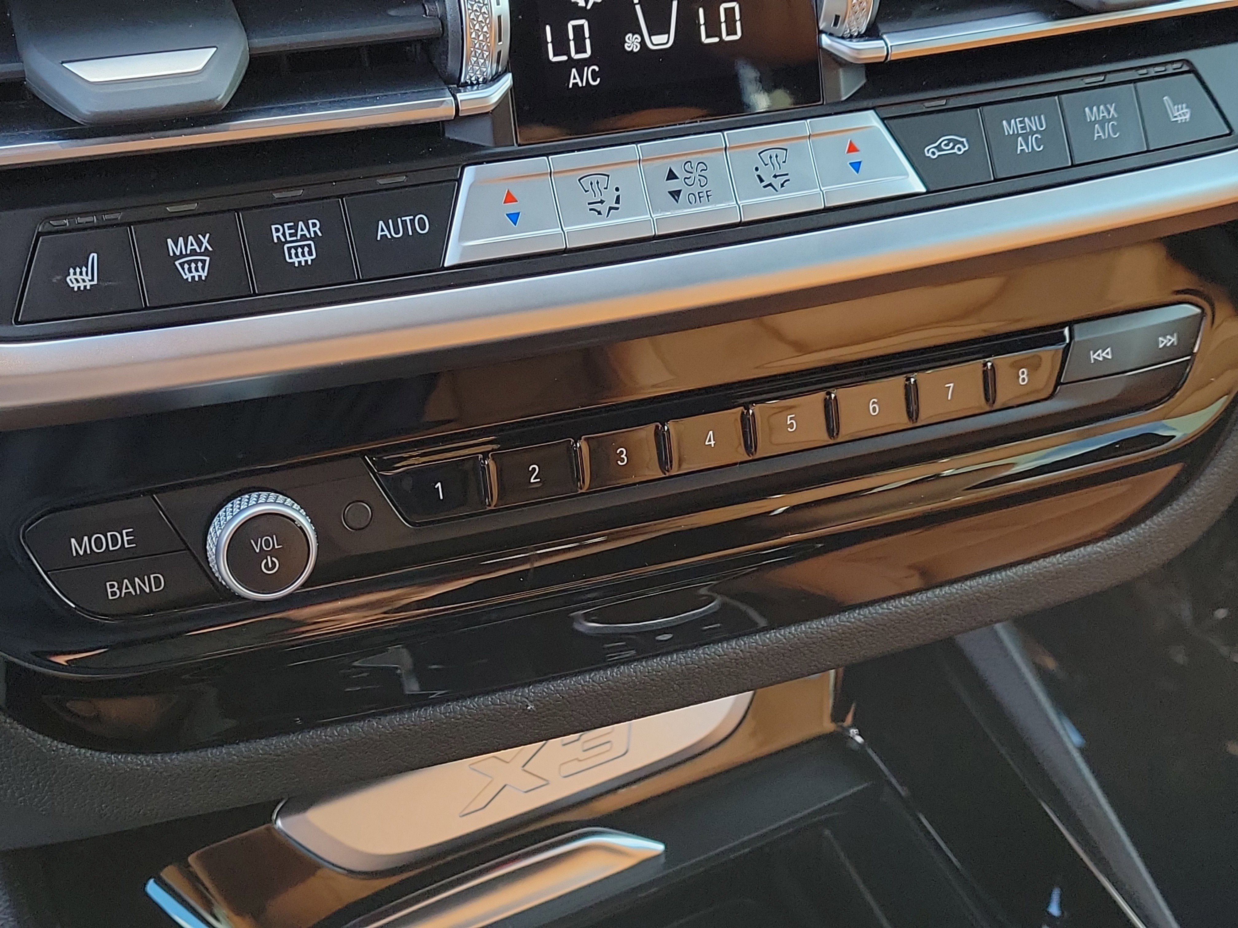 Used 2023 BMW X3 sDrive30i w/ Premium Package image 27