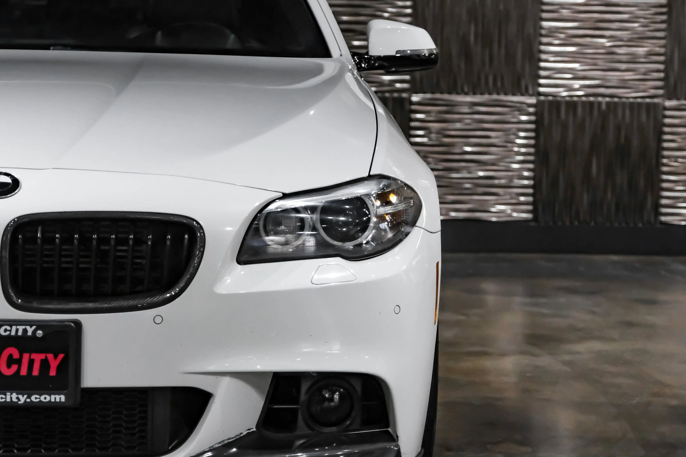 Used 2016 BMW 550i xDrive Sedan AWD/4WD image 43