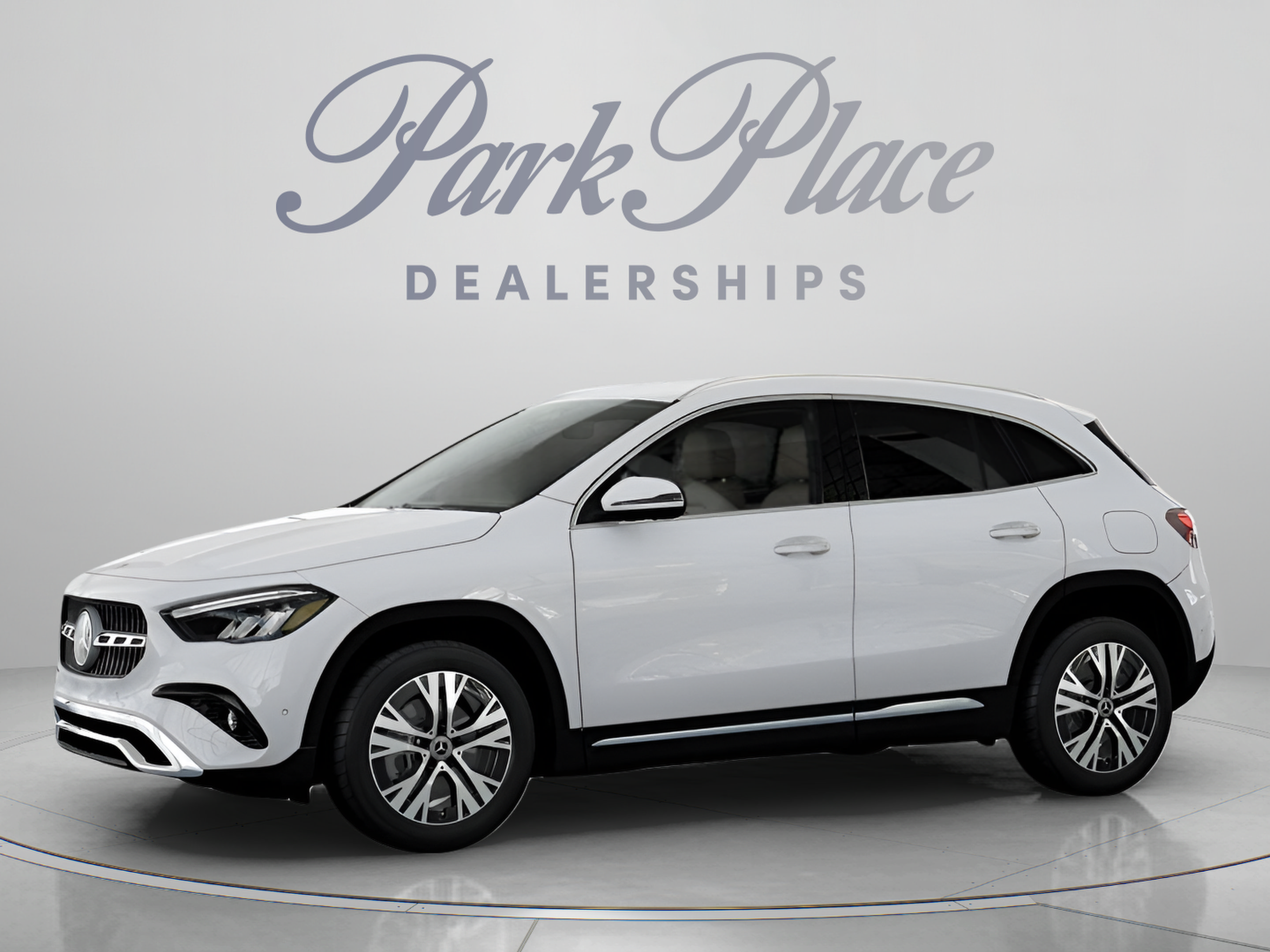 Used 2025 Mercedes-Benz GLA 250 4MATIC image 3