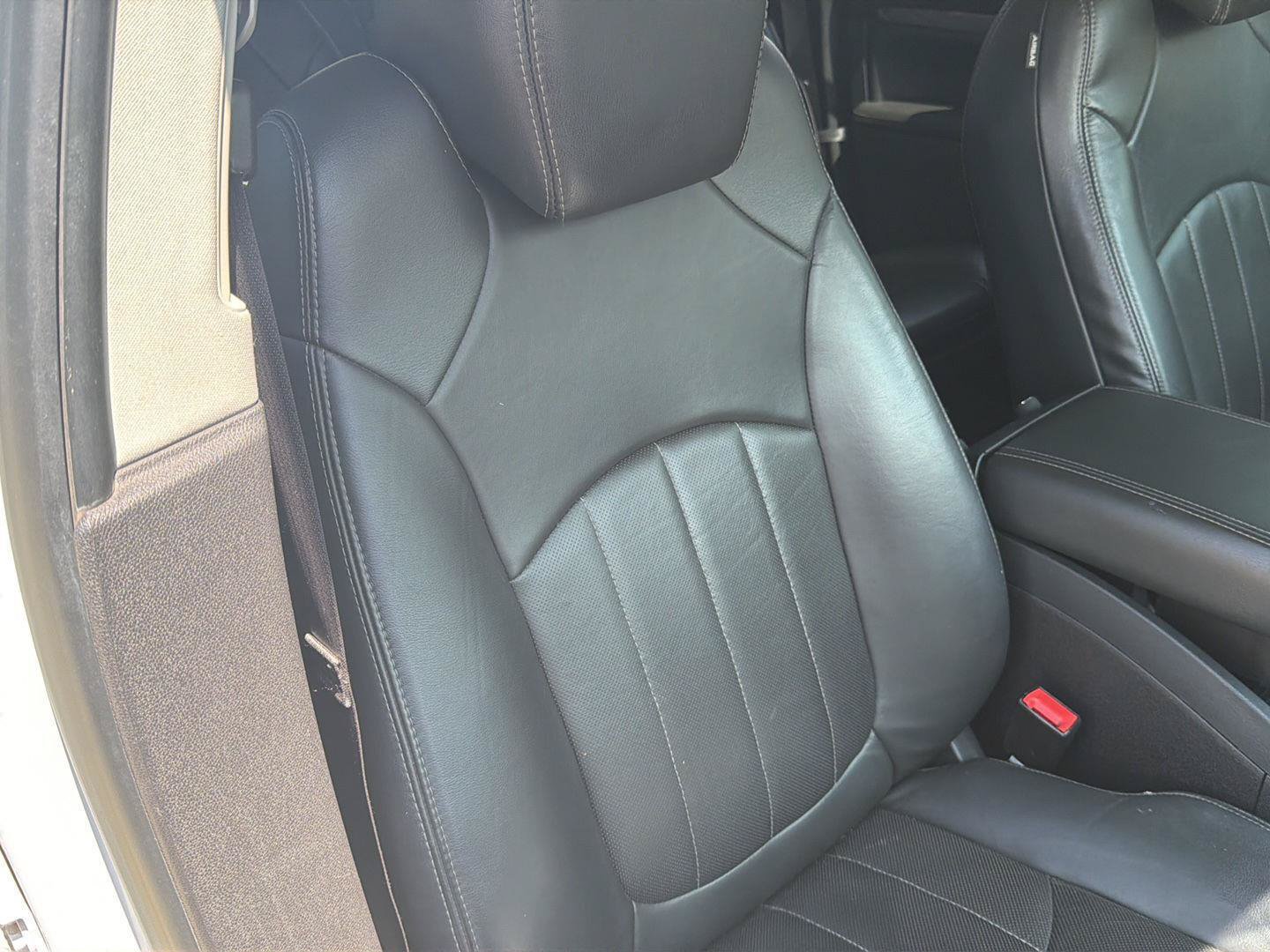 Used 2016 Buick Enclave Leather AWD/4WD image 18