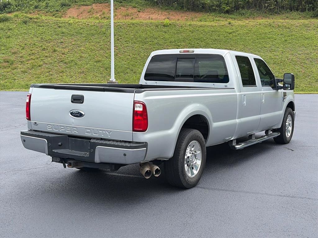 Used 2010 Ford F350 2WD Crew Cab Super Duty image 4