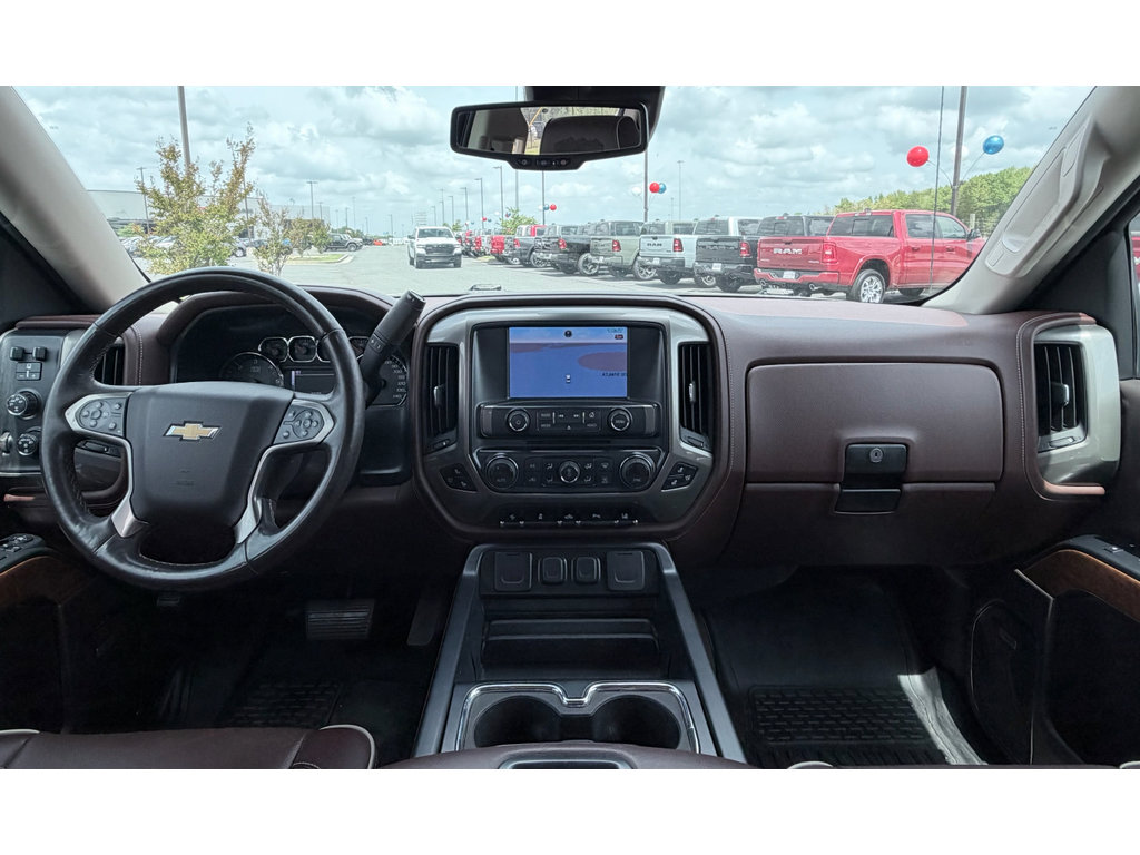 Used 2015 Chevrolet Silverado 1500 High Country w/ High Country Premium Package image 12