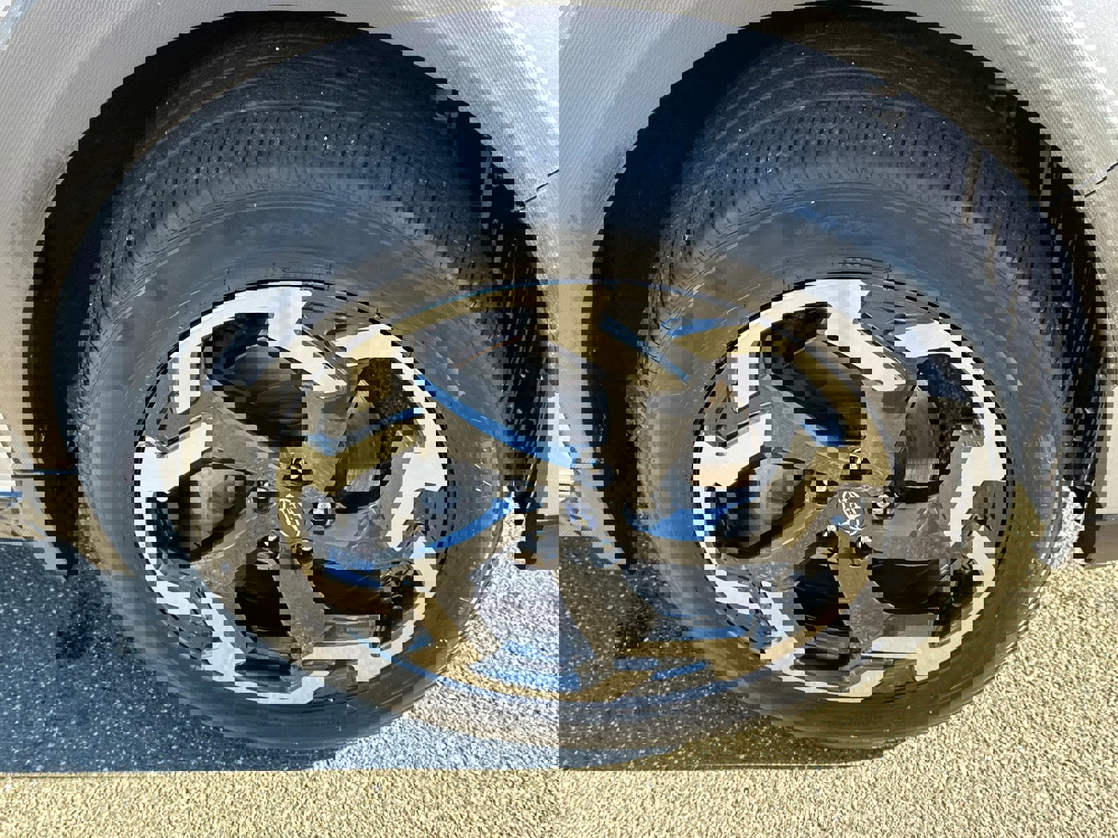 Used 2023 Subaru Crosstrek 2.5i Limited w/ Moonroof Package image 7