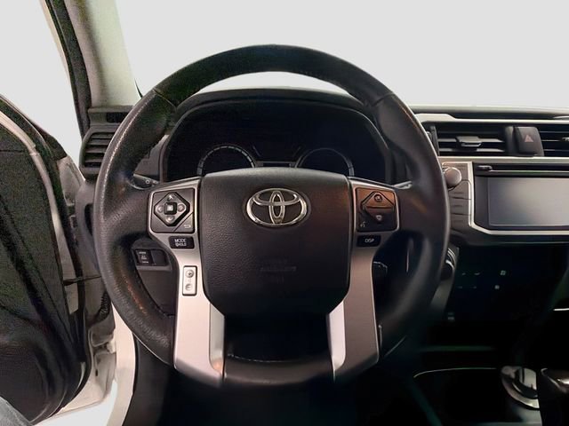 Used 2016 Toyota 4Runner Limited image 9