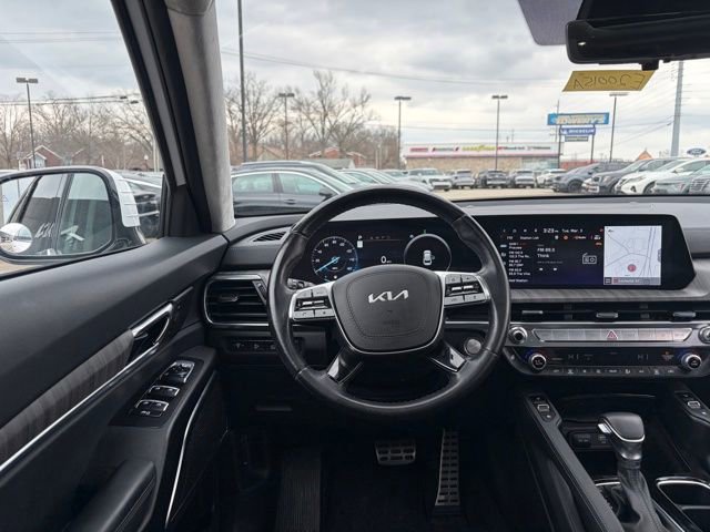 Used 2023 Kia Telluride SX Prestige image 2