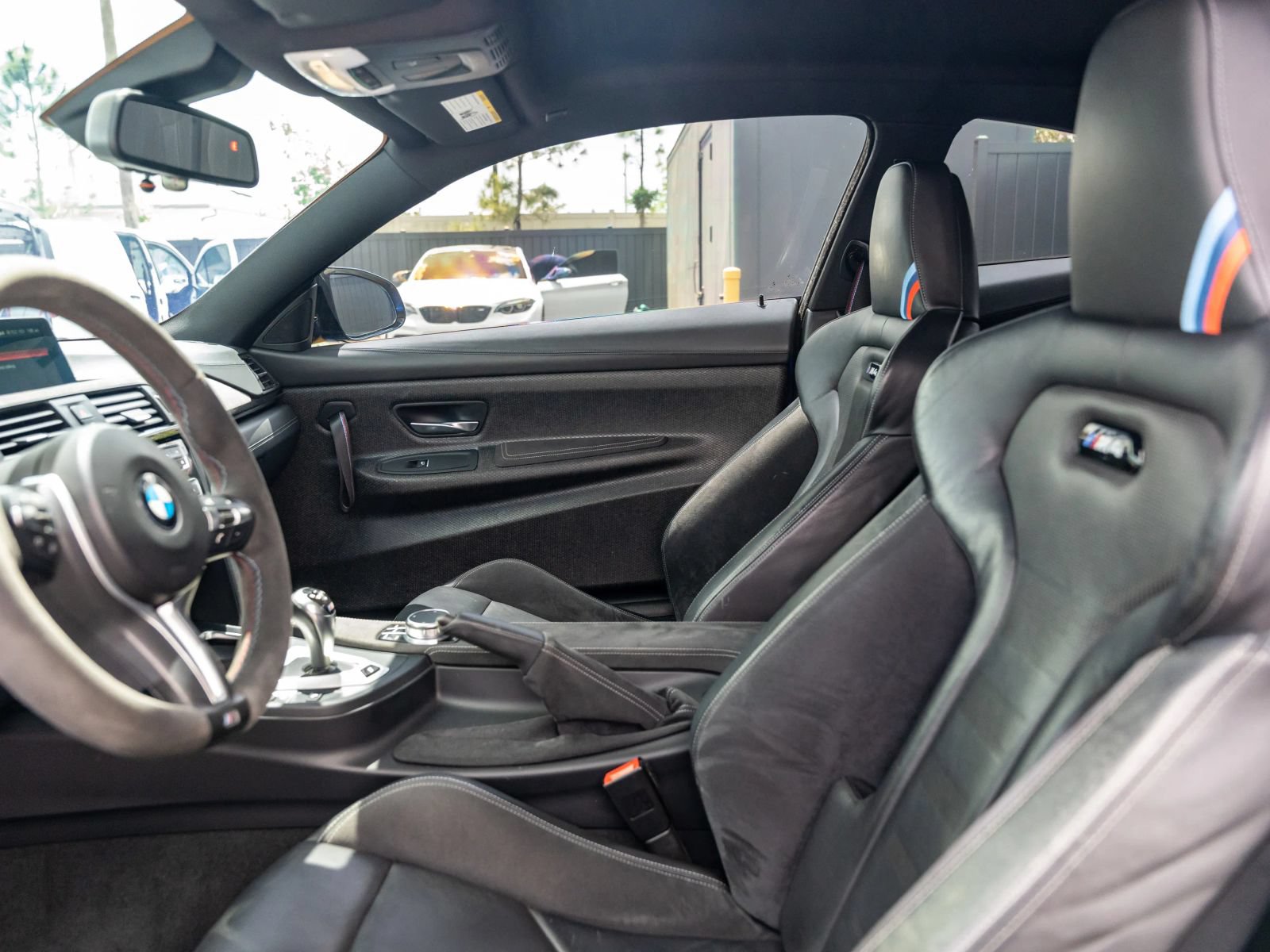 Used 2019 BMW M4 CS RWD image 40