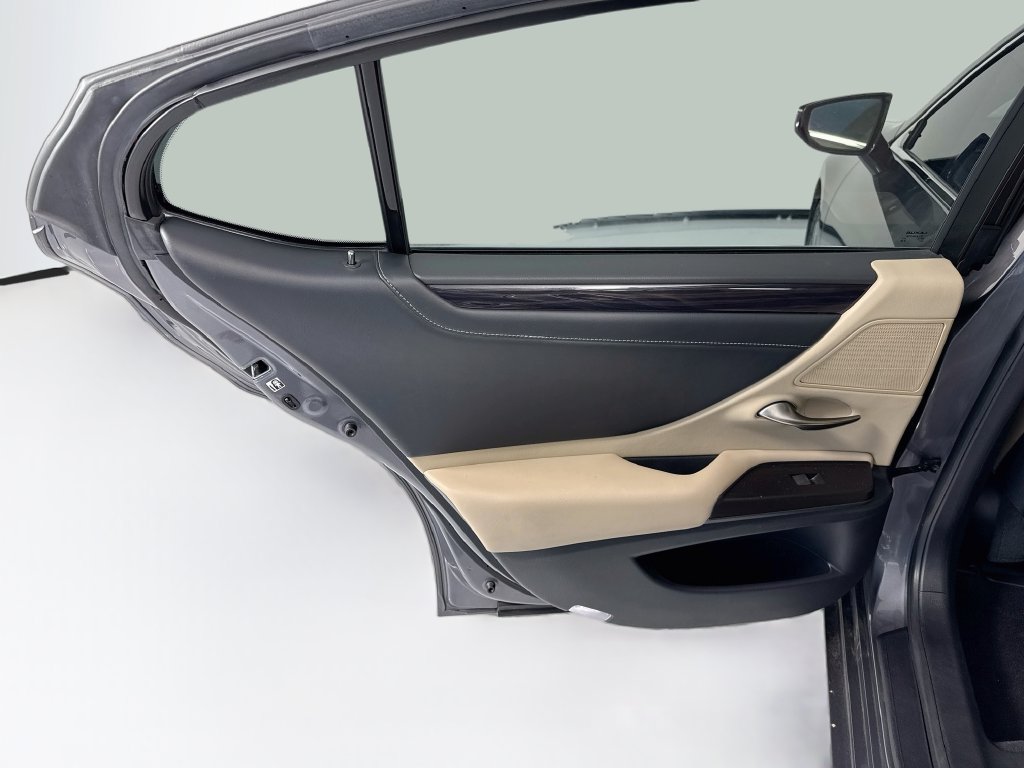 Used 2019 Lexus ES 350 w/ Premium Package FWD image 26