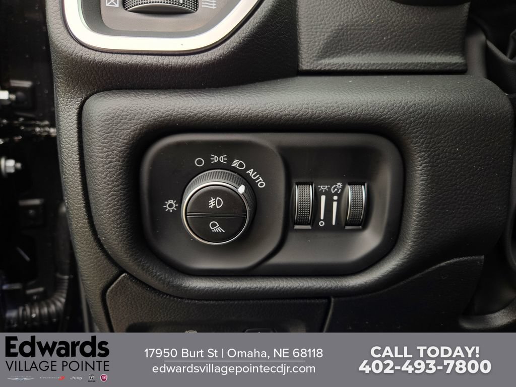 New 2026 RAM 1500 Big Horn AWD/4WD image 12