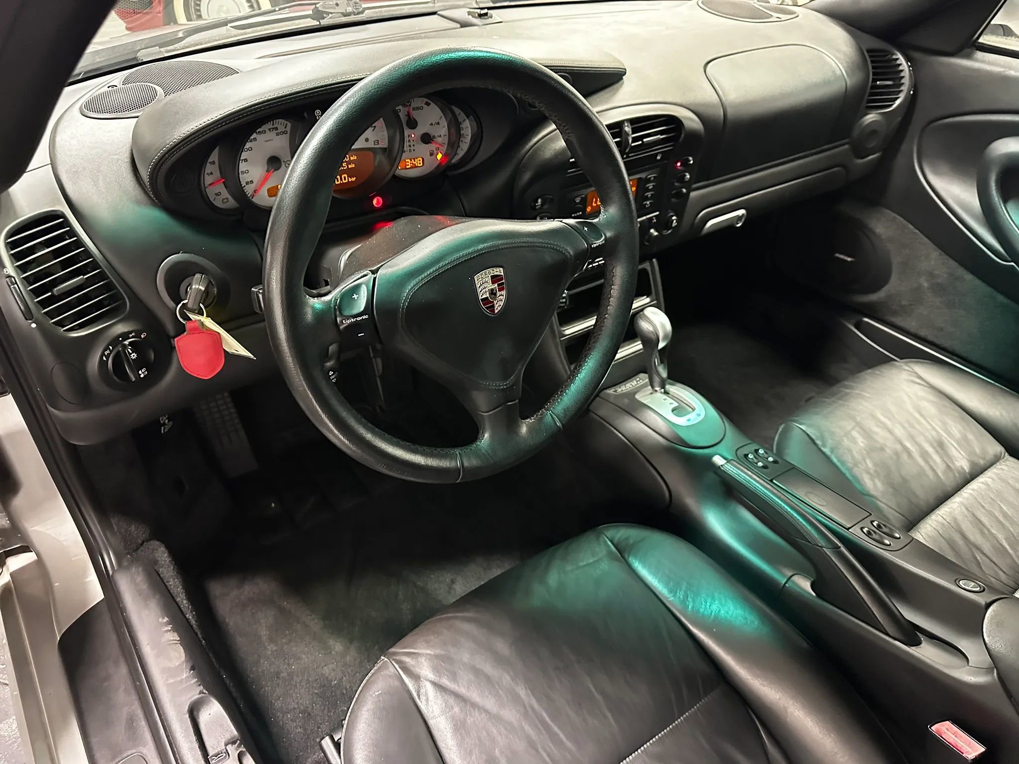 Used 2002 Porsche 911 Turbo AWD/4WD image 8