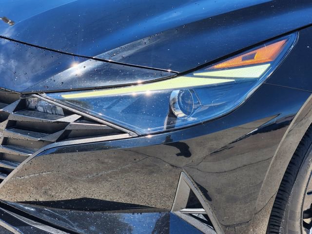 Used 2023 Hyundai Elantra SEL w/ Cargo Package image 6