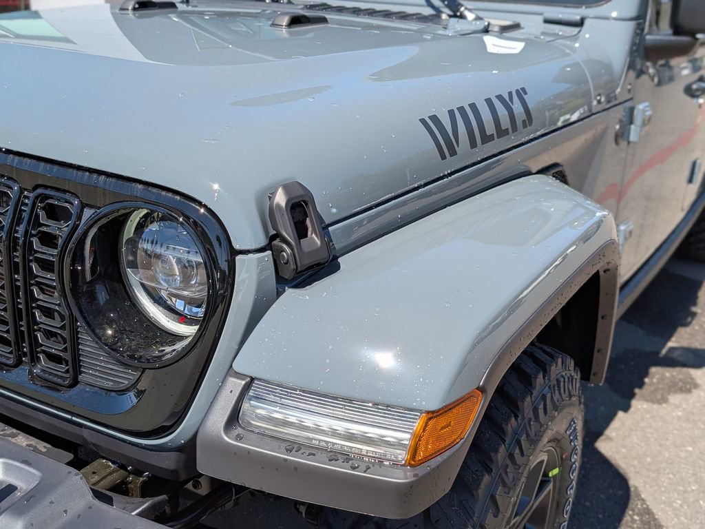 New 2026 Jeep Gladiator Willys image 11