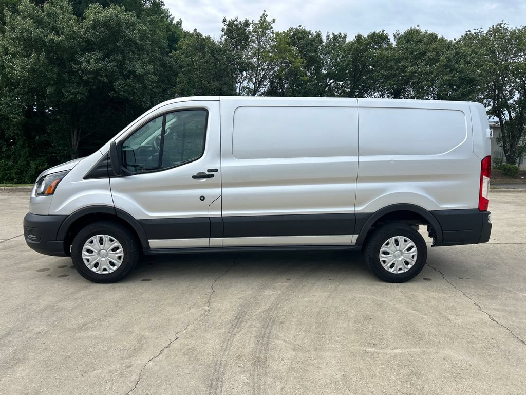Used 2023 Ford E-Transit Low Roof RWD image 2