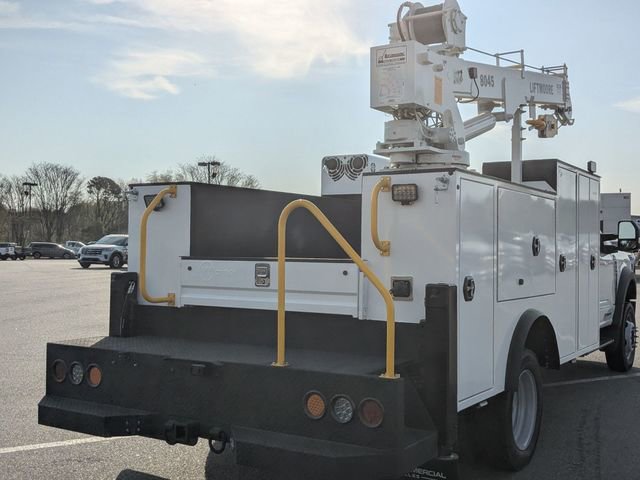 New 2026 Ford F550 4x4 Regular Cab Super Duty image 3