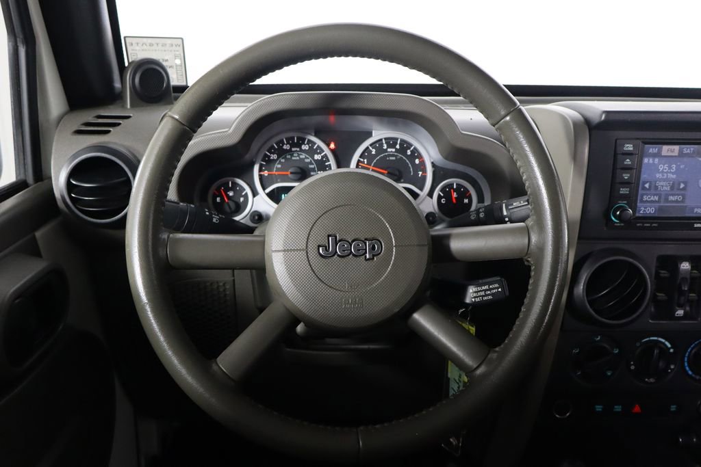 Used 2008 Jeep Wrangler Unlimited Rubicon w/ PWR Convenience Group image 7