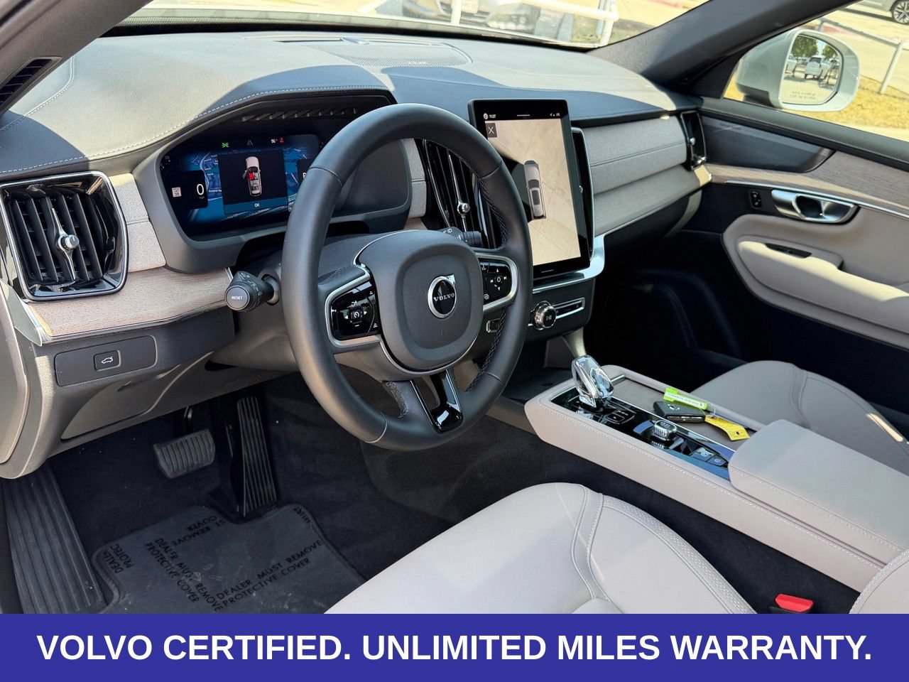 Certified 2026 Volvo XC90 B6 Plus w/ Protection Package Premier AWD/4WD image 17