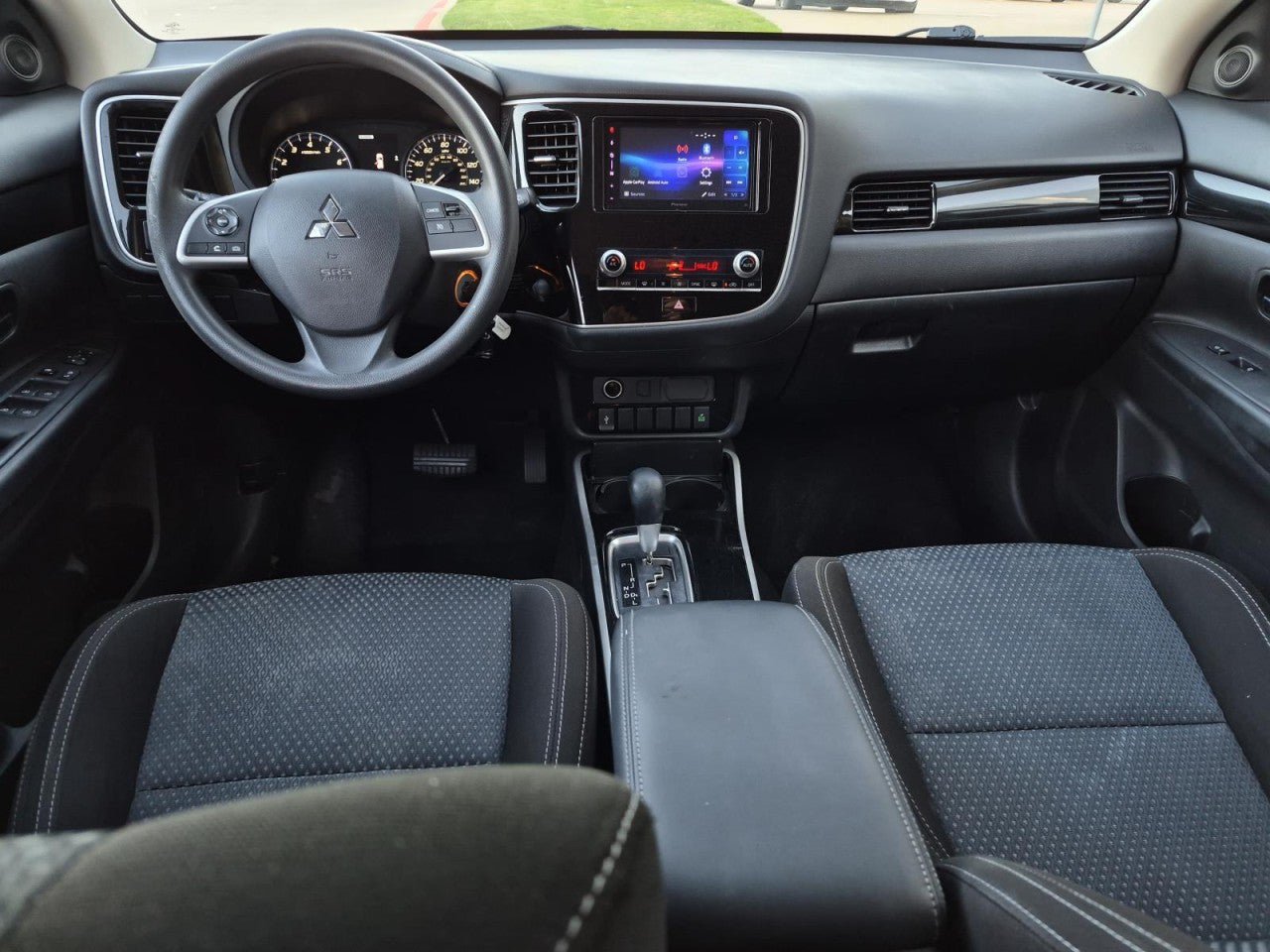 Used 2020 Mitsubishi Outlander SEL AWD/4WD image 15