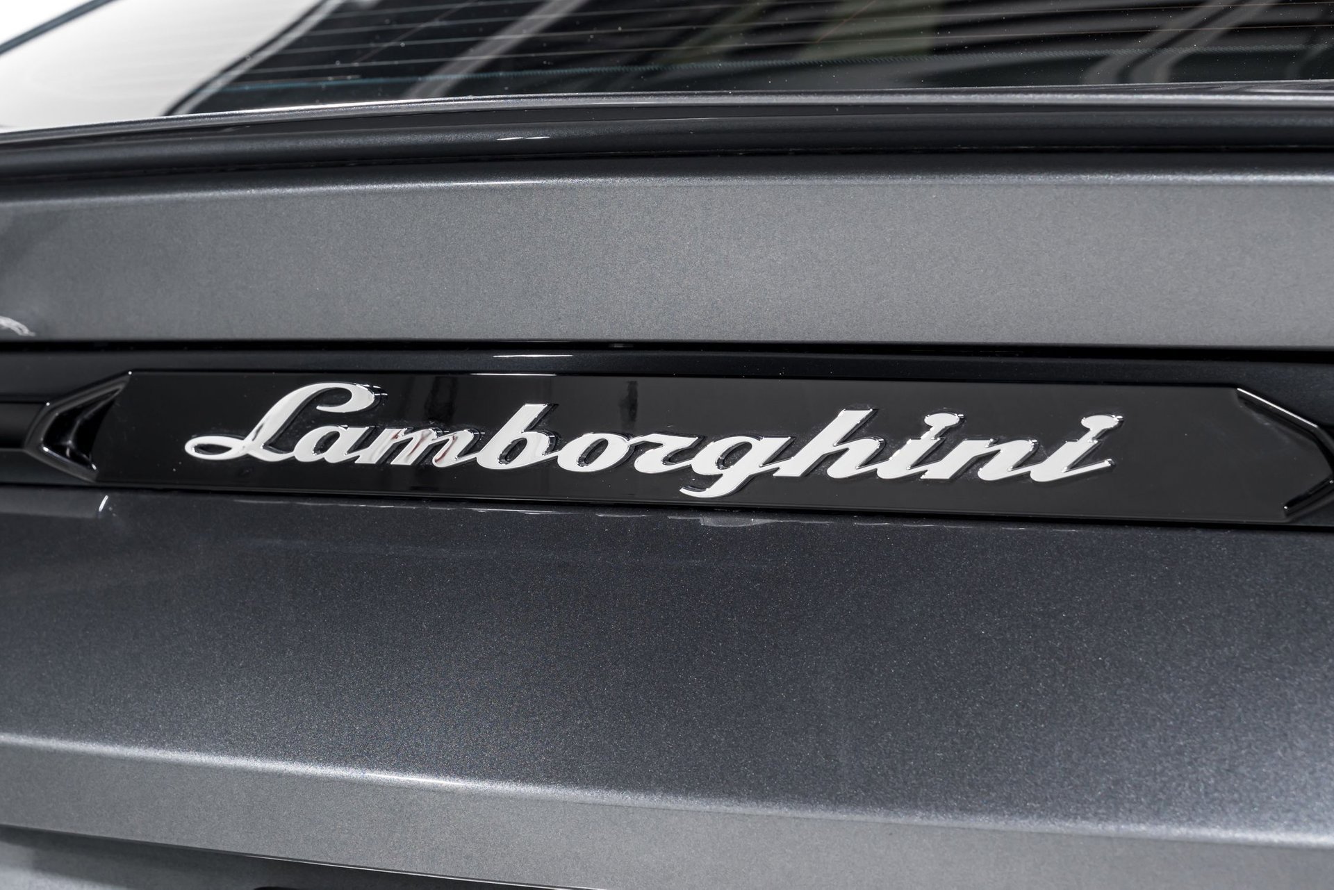 Used 2020 Lamborghini Urus image 56