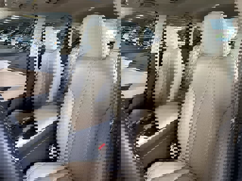 Certified 2025 Acura TLX w/ Technology Package image 14