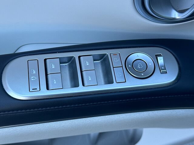 Used 2026 Hyundai Palisade Calligraphy AWD/4WD image 13