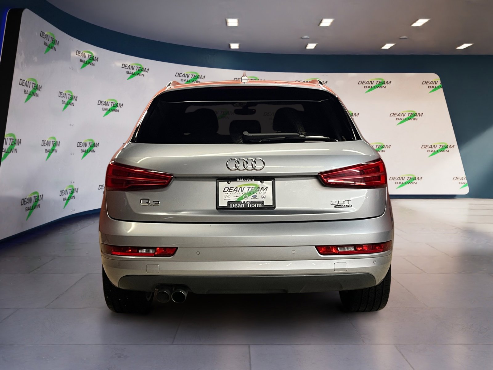 Used 2018 Audi Q3 2.0T Premium w/ Convenience Package image 7