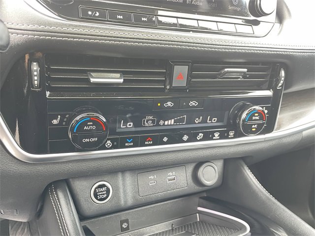 Used 2023 Nissan Rogue Platinum w/ Platinum Premium Package image 22