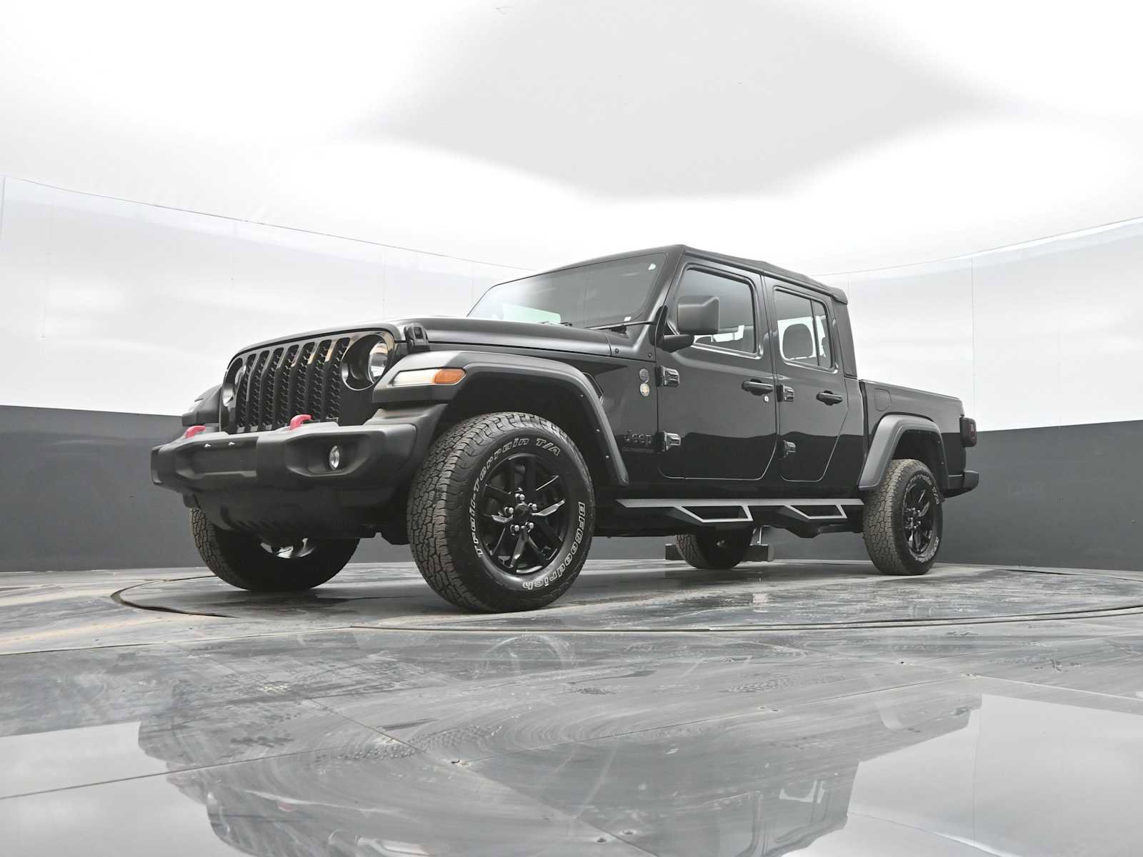 Used 2022 Jeep Gladiator Sport w/ Trailer Tow Package image 33