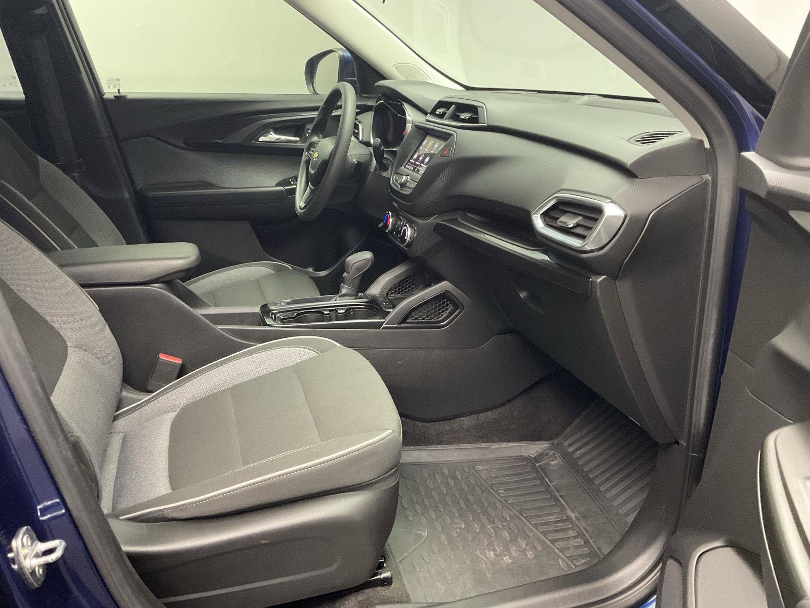 Certified 2023 Chevrolet TrailBlazer LT FWD image 23