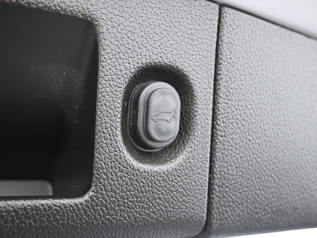 Used 2019 Chevrolet Tahoe Premier image 43