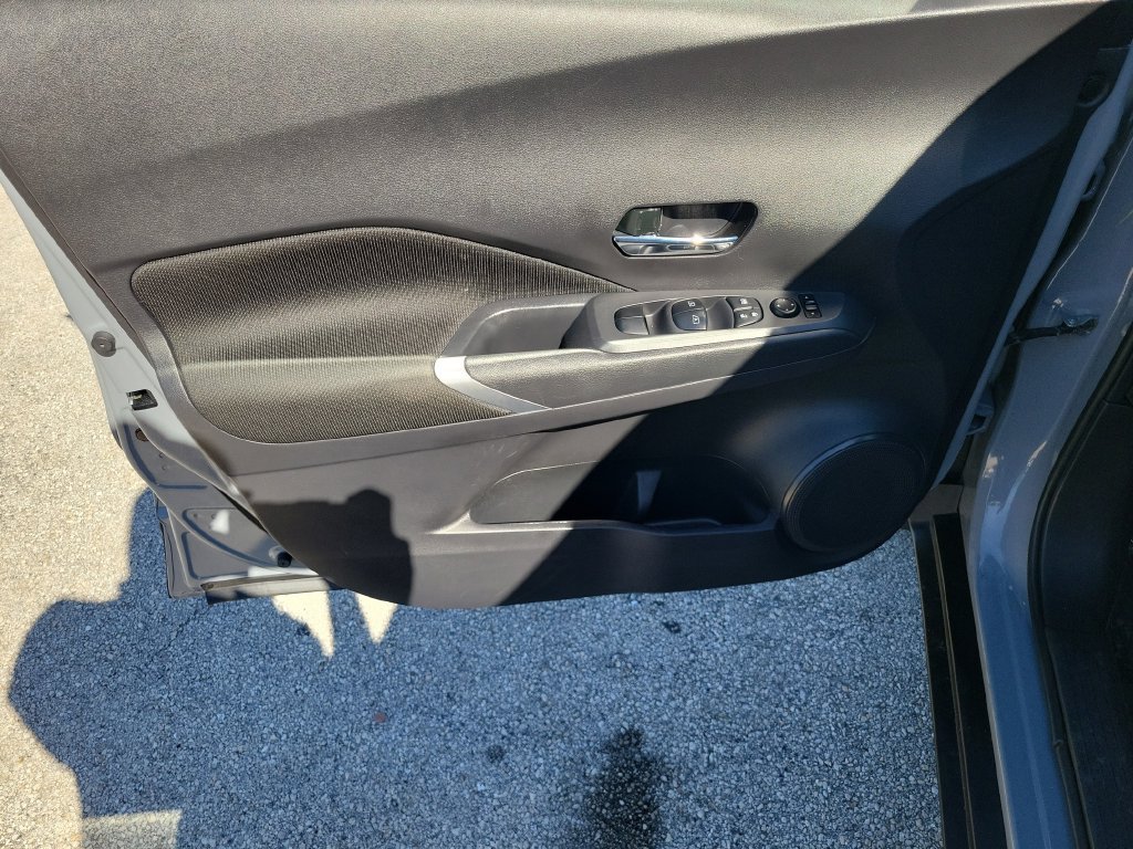 Certified 2024 Nissan Kicks SV FWD image 28