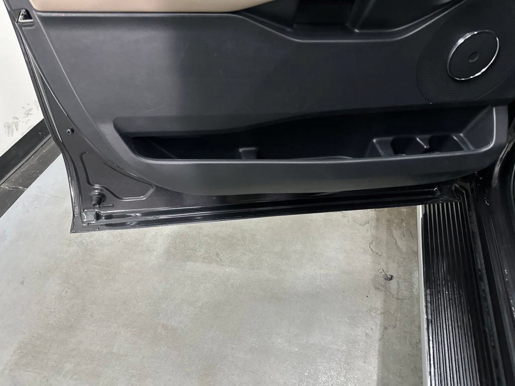 Used 2023 Ford Expedition Max XLT RWD image 33