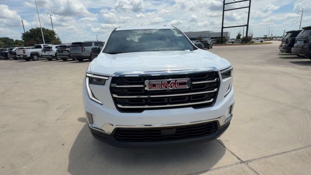 Certified 2026 GMC Acadia Elevation w/ Elevation Premium Package FWD image 3