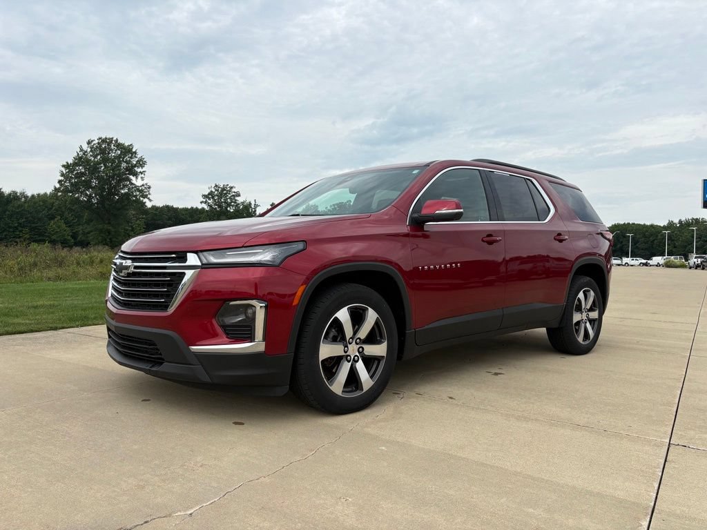 Used 2023 Chevrolet Traverse LT w/ LT Premium Package