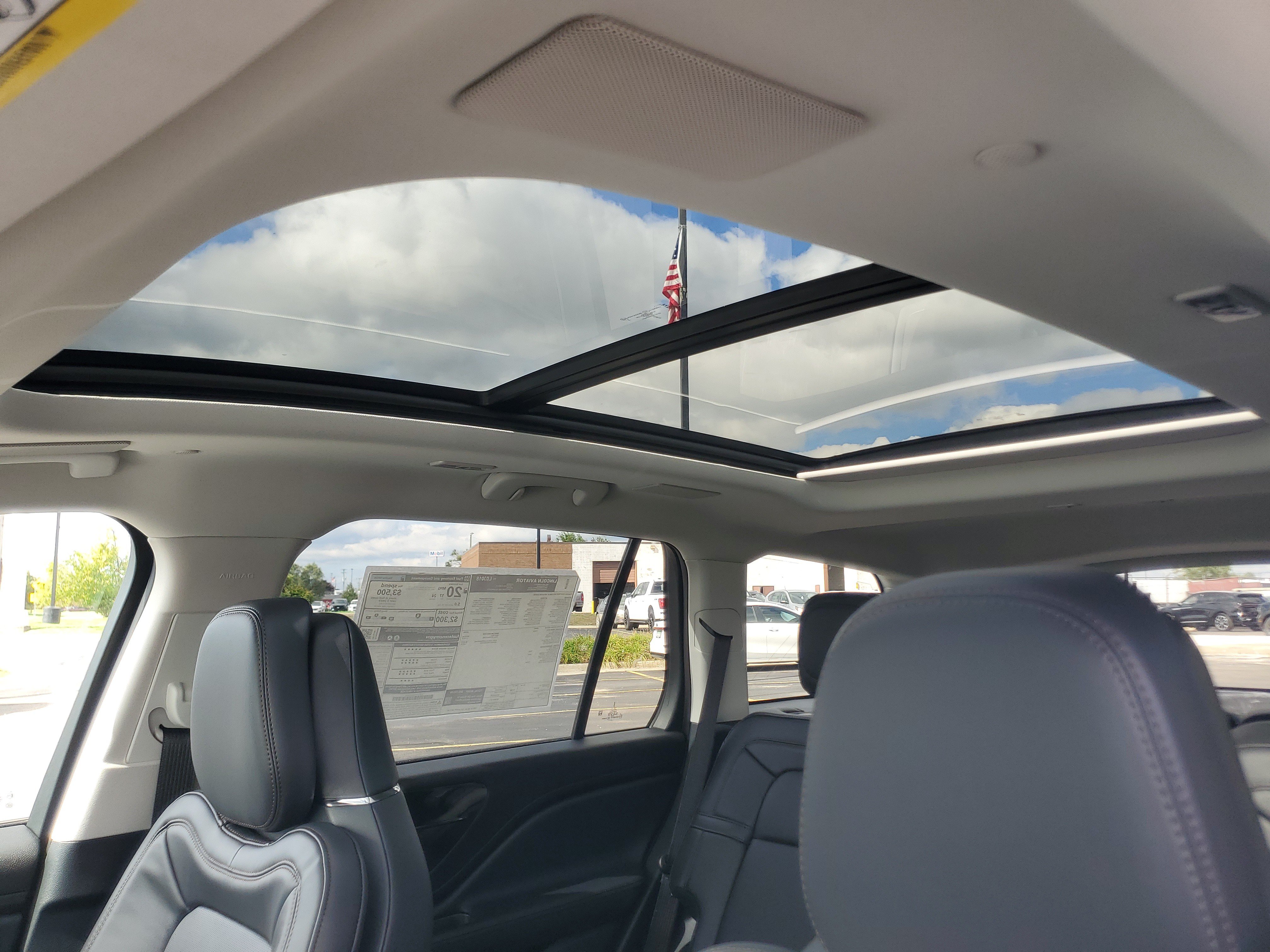 New 2027 Lincoln Aviator Reserve AWD/4WD image 10