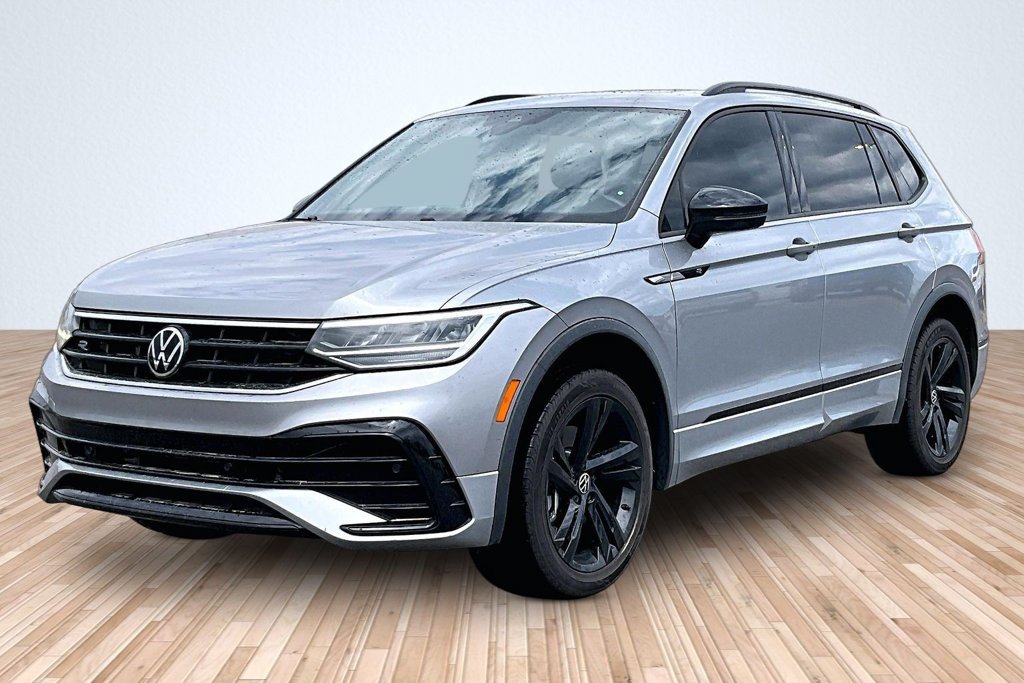 Used 2023 Volkswagen Tiguan SE R-Line