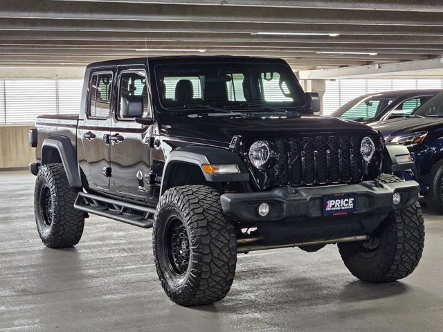Used 2020 Jeep Gladiator Sport w/ Quick Order Package 24S image 3
