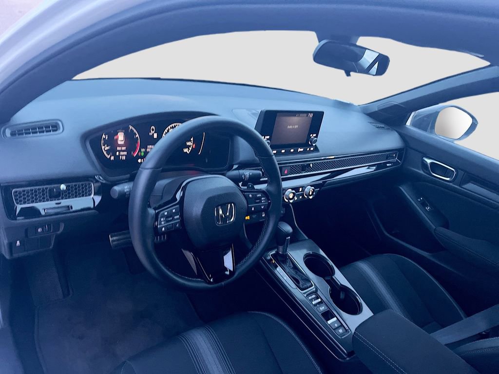 Used 2025 Honda Civic Sport image 9