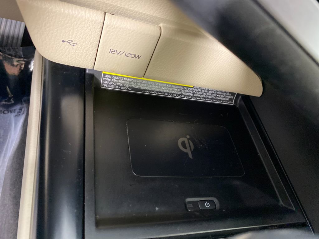 Certified 2020 Toyota Camry XLE image 22