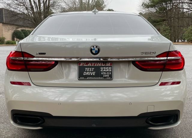 Used 2019 BMW 750i xDrive w/ M Sport Package AWD/4WD image 9