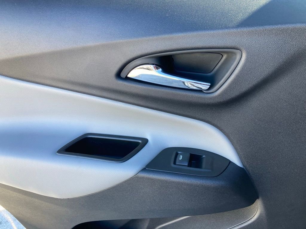 Used 2023 Chevrolet Equinox LS w/ LS Convenience Package image 23