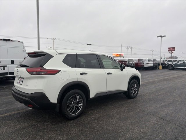 Used 2021 Nissan Rogue S image 5