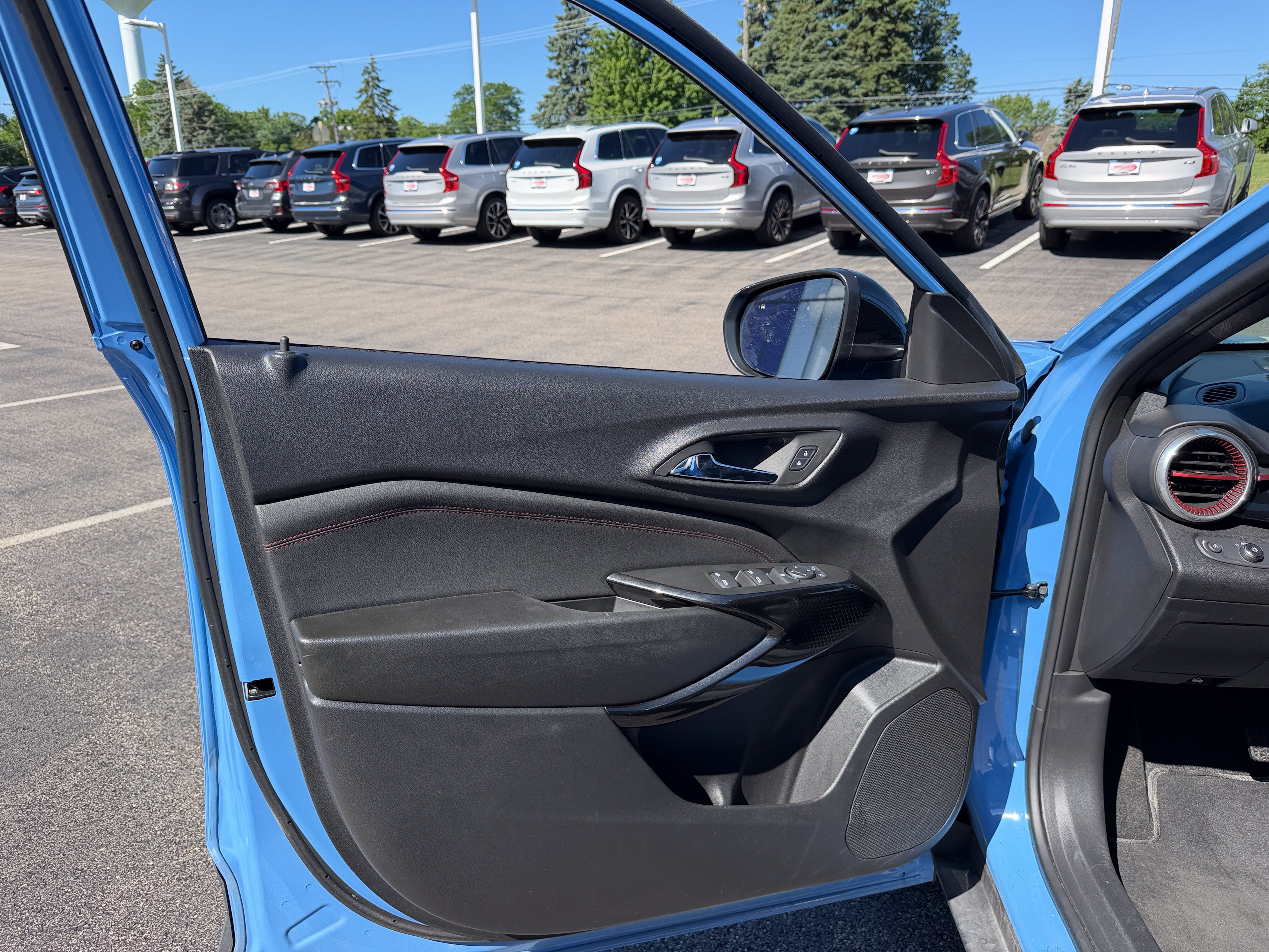 Used 2024 Chevrolet Trax RS w/ Driver Confidence Package FWD image 7