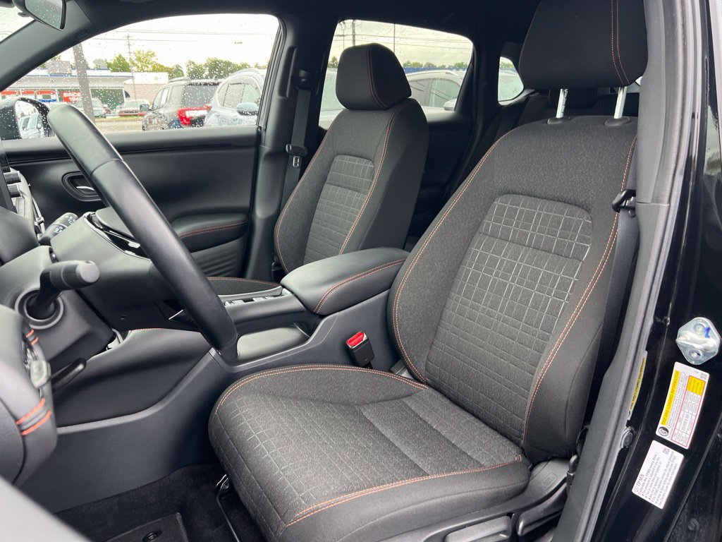 Used 2025 Honda HR-V Sport image 17