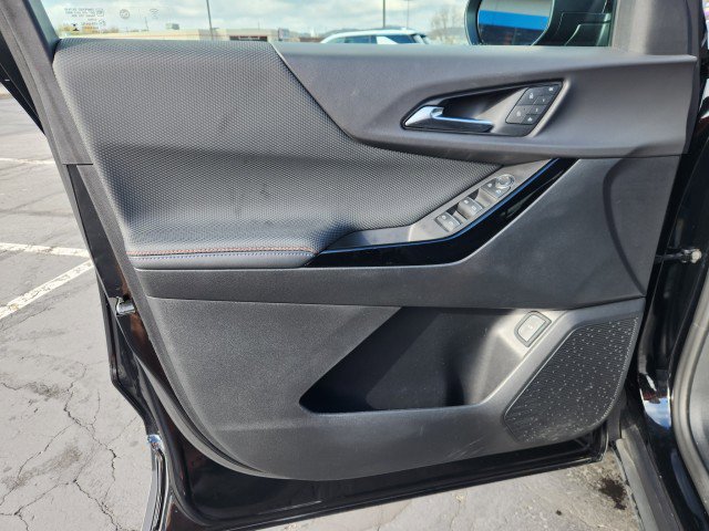 Used 2025 Chevrolet Equinox RS w/ Safety and Technology Package image 31