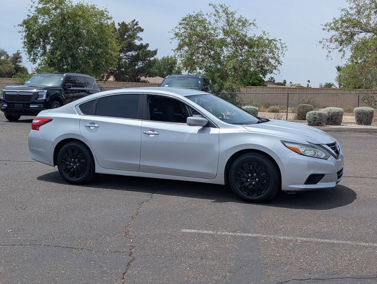Used 2016 Nissan Altima 2.5 S w/ Power Driver Seat Package image 6