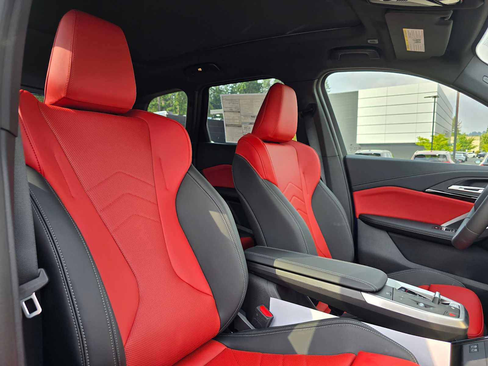 Used 2025 BMW X1 xDrive28i w/ Premium Package image 11