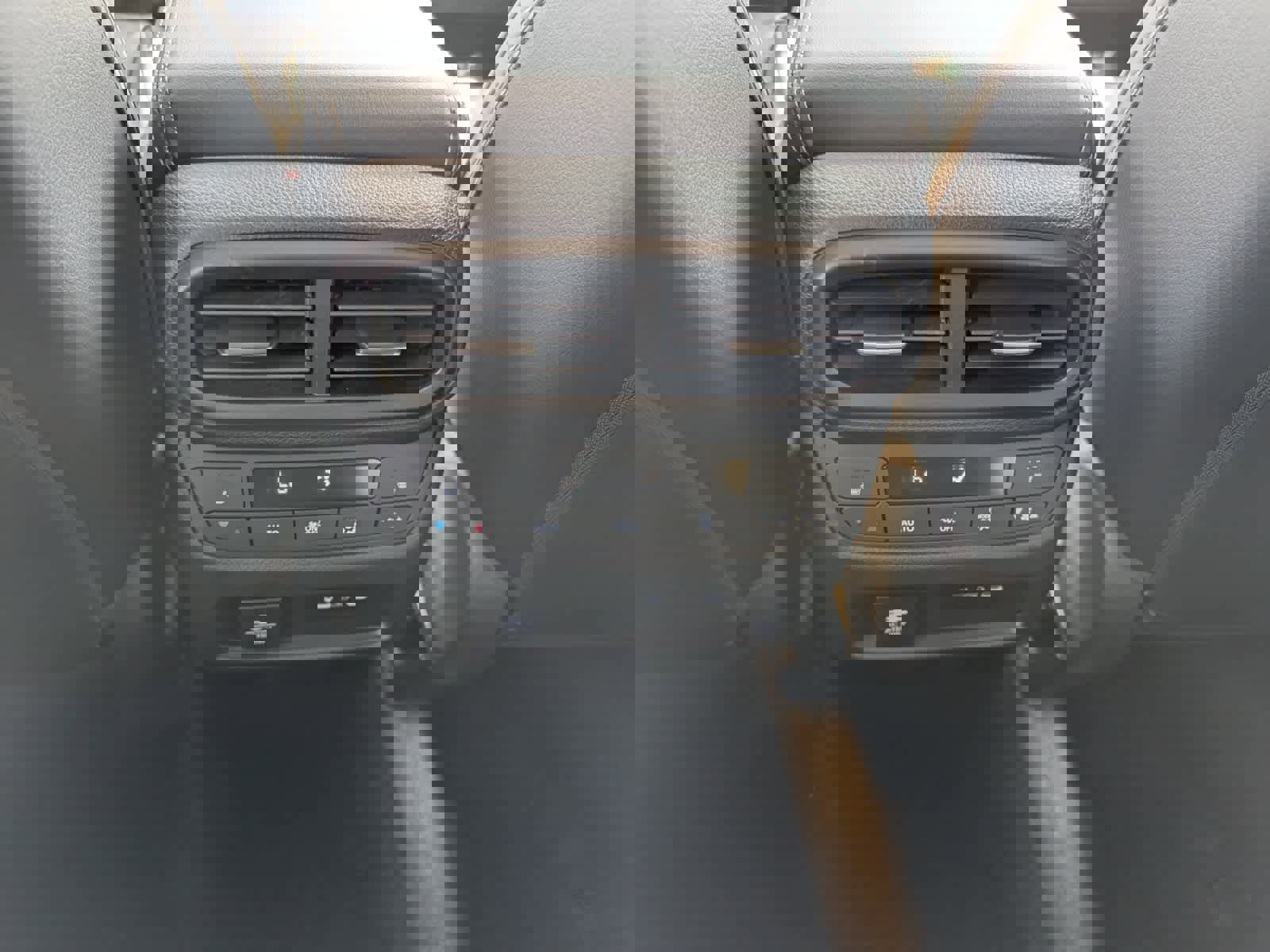 Certified 2025 Honda Pilot Elite image 19