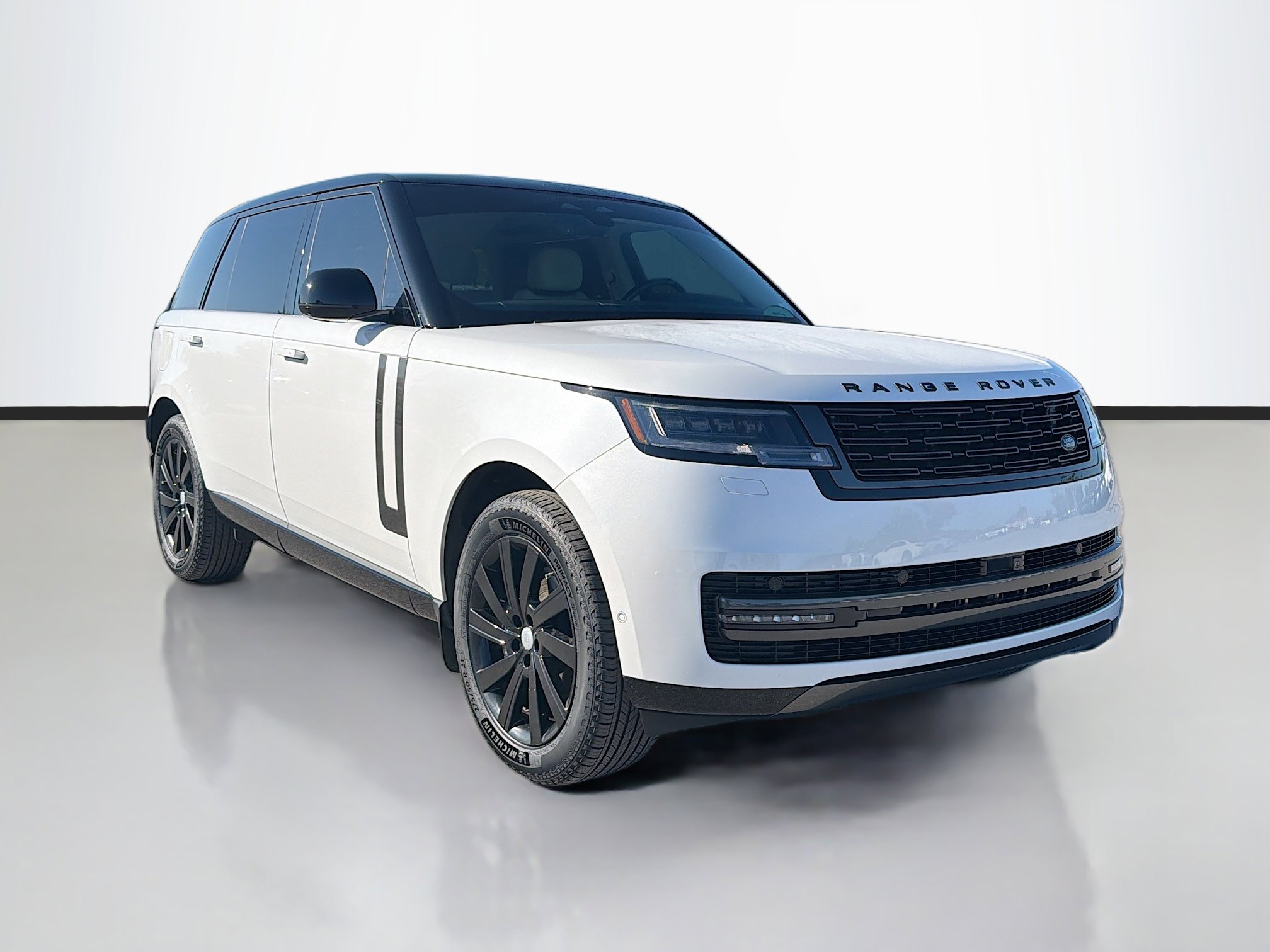 Used 2024 Land Rover Range Rover Long Wheelbase SE image 7