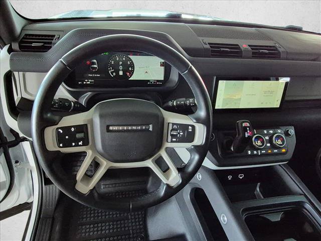 Used 2023 Land Rover Defender 90 S AWD/4WD image 18